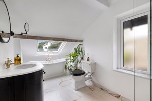 Photo 32- click for photo gallery